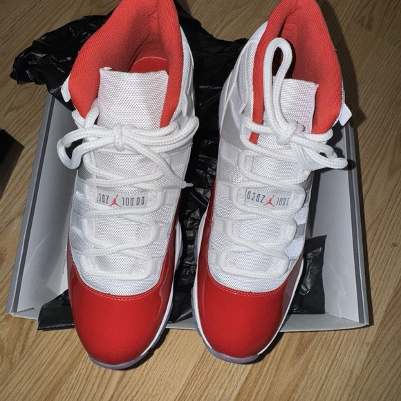 Jordan 11 Retro High Cherry (2022) Men's Size 11
